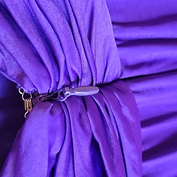 NWT BCBGMAXAZRIA Long Gown Dress with Jeweled Necklace size 2 purple 💜 color - Picture 10 of 15